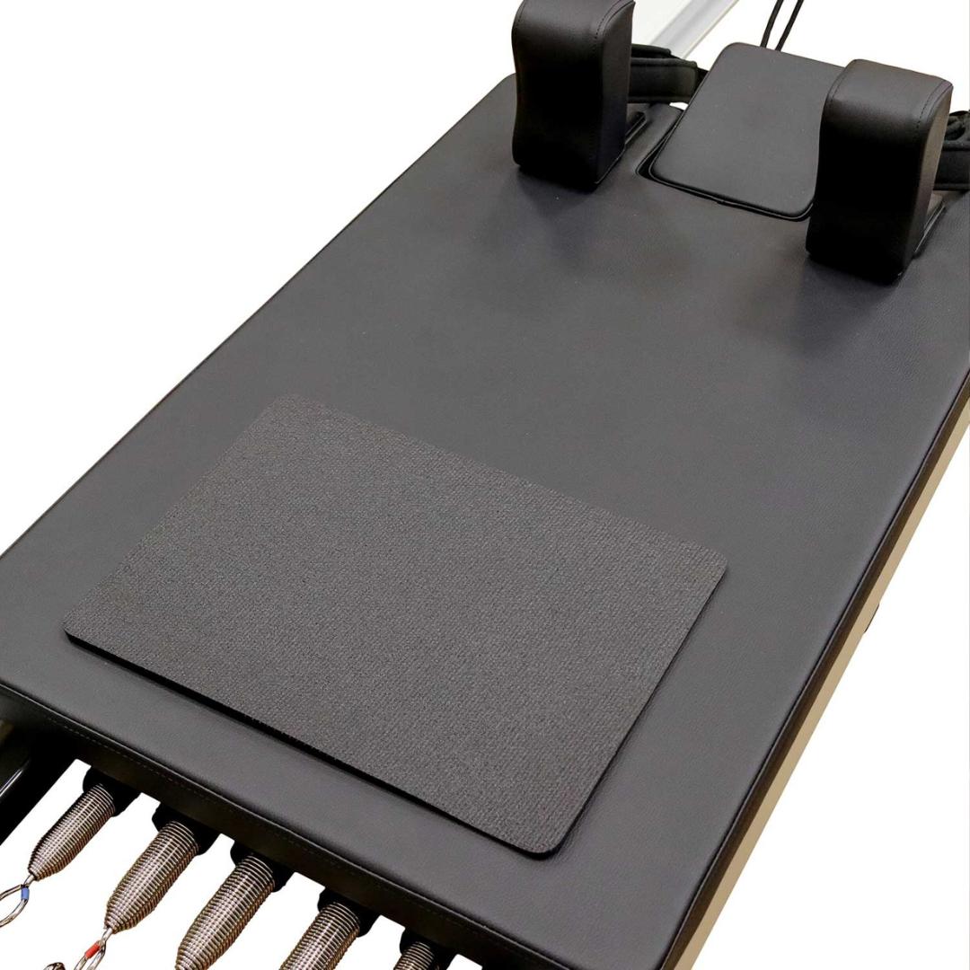 משטח נגד החלקה לפילאטיס Anti-slip mat for Pilates equipment – תמונה 3