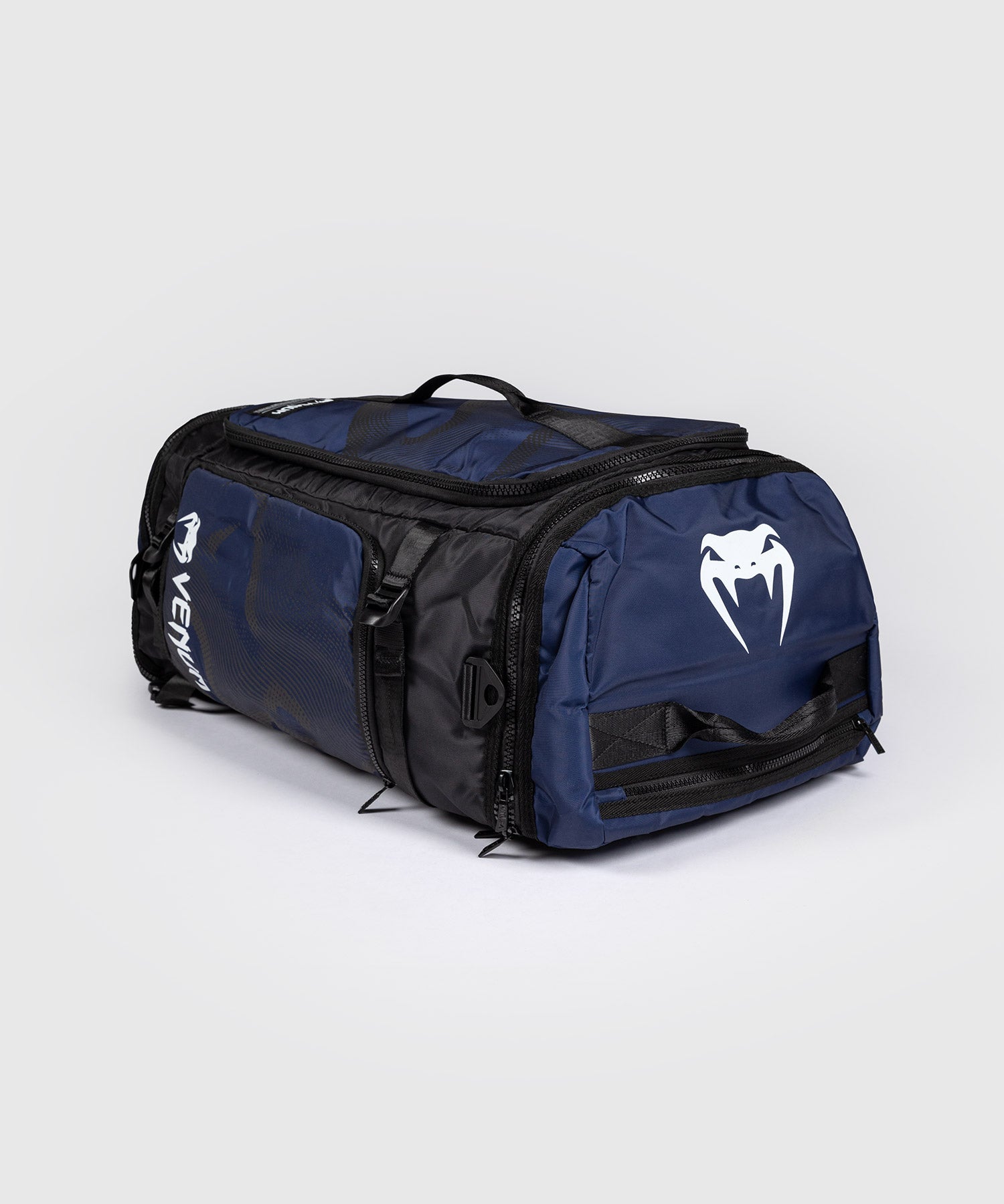 תיק ספורט Venum Trainer Hybrid sports bag – תמונה 7